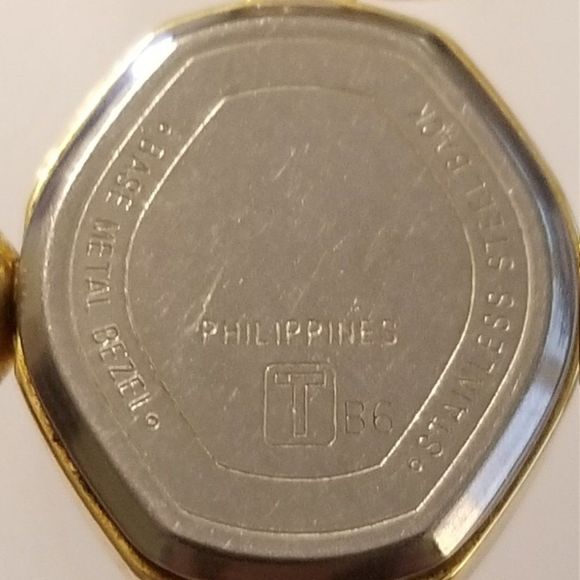 Vintage Timex Acqua Ladies Watch main image 4